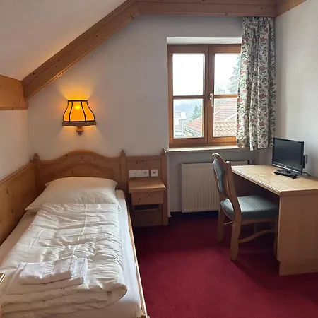 Rusticone Hechendorf 3*