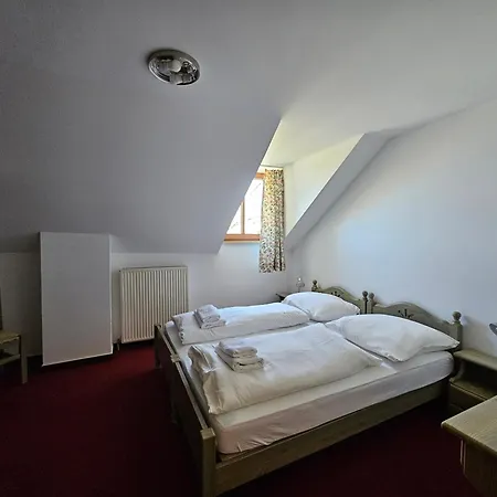 Rusticone Hechendorf 3* زيفيلد